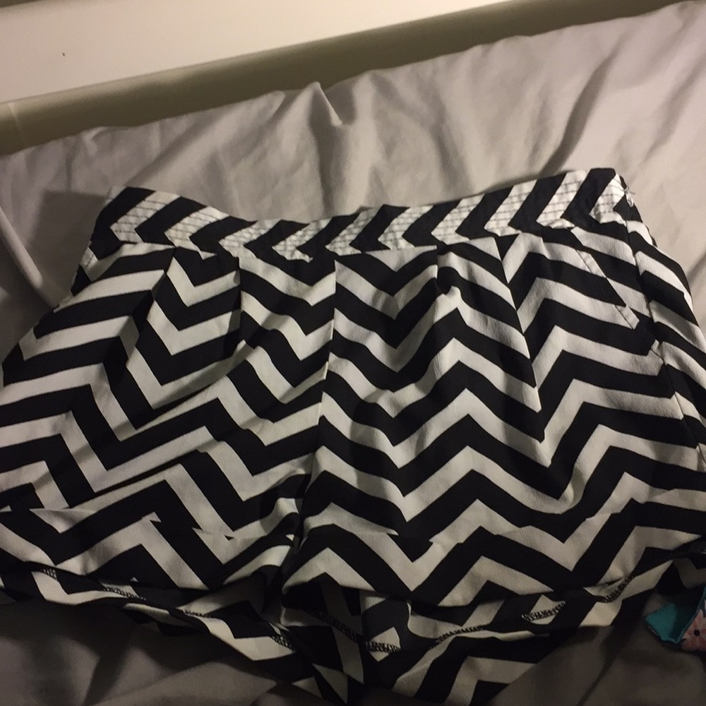 black and white chevron shorts